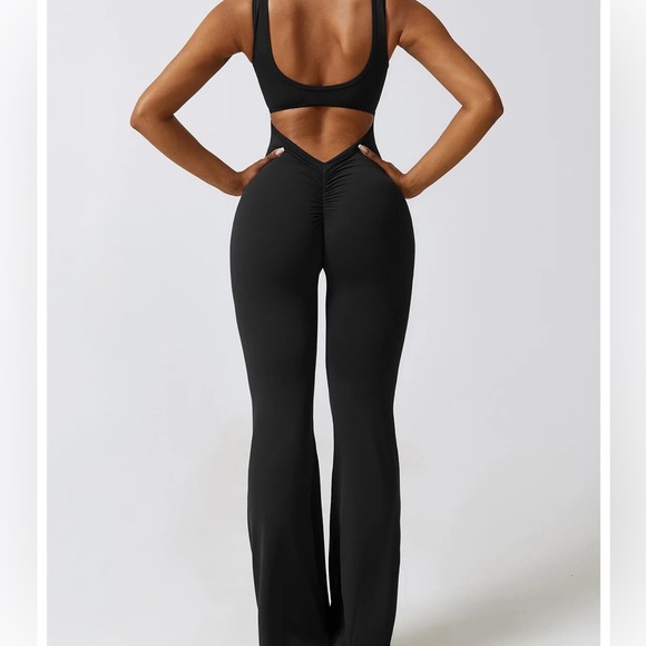 Trendy,  Backless Jumpsuit  Bodysuit with Flared Legs in Size Sm in Black - Picture 1 of 16